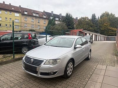 Volkswagen Passat Lim. Sportline TÜV NEU*APPLE *CARPLAY