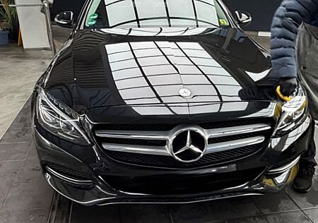 Mercedes-Benz C 180 EXCLUSIVE EXCLUSIVE
