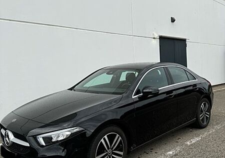 Mercedes-Benz A 220 d DCT -