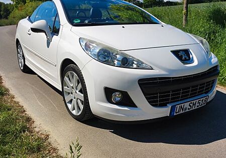 Peugeot 207 CC Black & White Edition 155 THP Black &...