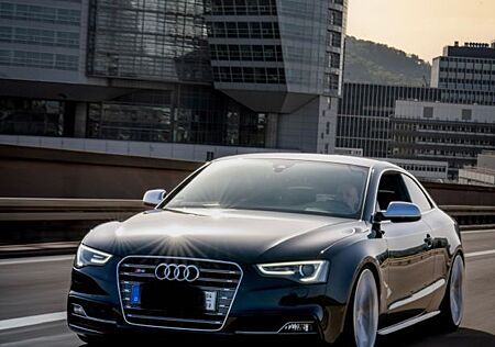 Audi S5 3.0 TFSI S tronic quattro -