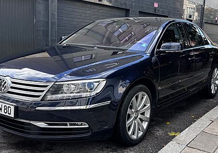 VW Phaeton Volkswagen 3.0 V6 TDI 4MOTION EXCLUSIVE AHK