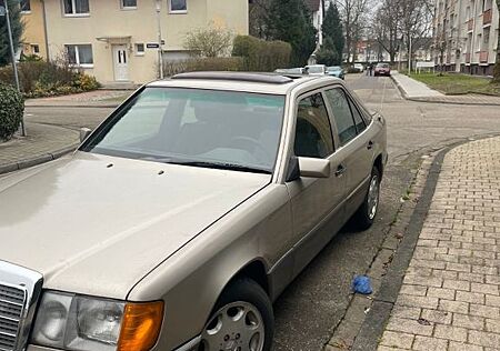 Mercedes-Benz 200 Diesel H-Zulassung