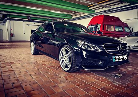 Mercedes-Benz 300 E Bluetech AMG ab Werk
