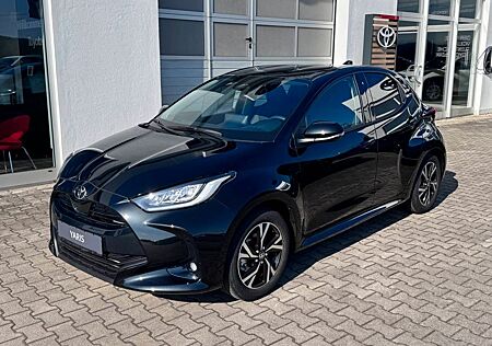 Toyota Yaris - 1,5 l Hybrid 116 Teamplayer + Comf. Pake