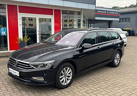 VW Passat Volkswagen B8 Variant 2.0 TDI LED Navi AHK Massage