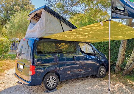 Nissan NV200 Evalia Camper, Zooom Vollausbau, Dachbett