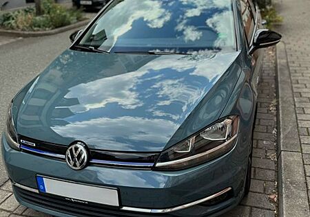 VW Golf Volkswagen 1.5 TSI ACT OPF BlueMotion IQ.DRIVE Var...