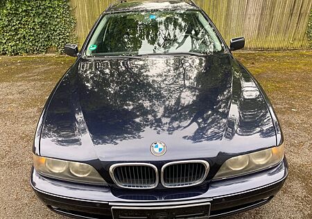BMW 520i touring, E39, 170 PS, 1 J. TÜV, Klimaautom.
