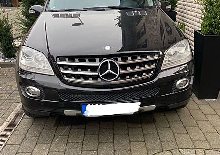 Mercedes-Benz ML 350 4MATIC -