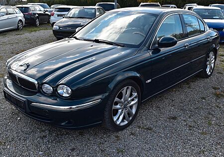 Jaguar X-Type 2.5 V6 Executive