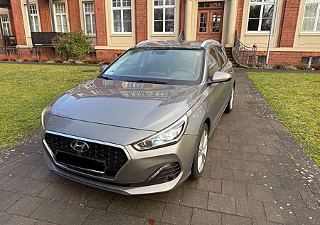 Hyundai i30 1.6 CRDi 100kW Premium DCT