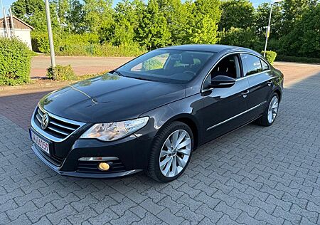 VW Passat Volkswagen CC 2.0 TDI S-Heft gepflegt