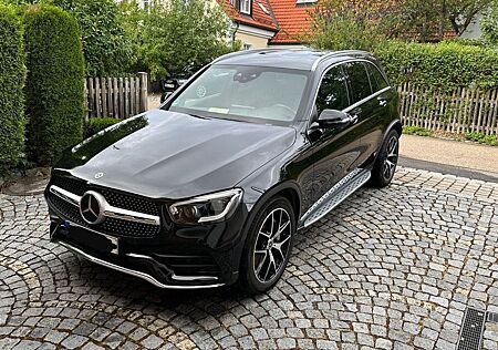 Mercedes-Benz GLC 300 GLC -Klasse 4Matic AMG Paket