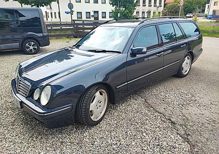 Mercedes-Benz E 430 W210 430 AVANTGARDE V8 7-Sitzer 1999 - Chiemsee