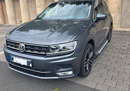 VW Tiguan Volkswagen 2.0 TDI SCR DSG 4MOTION Highline Highline