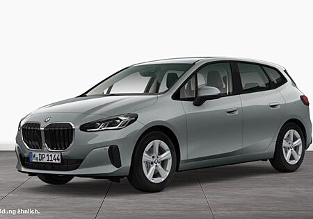 BMW 218i Active Tourer Kamera LED Sitzheizung