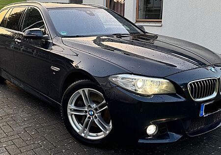 BMW 530d xDrive Touring A -