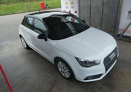 Audi A1 Sportback ambition**Automatic**Garantie**1.HD