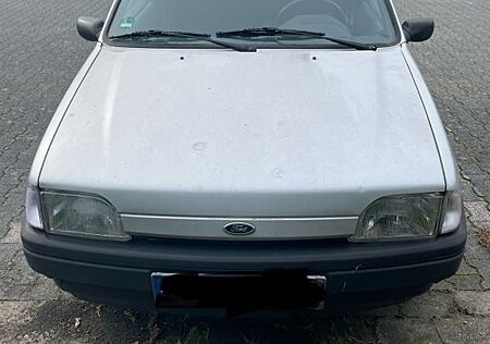 Ford Fiesta 1.3i Auto Family Family