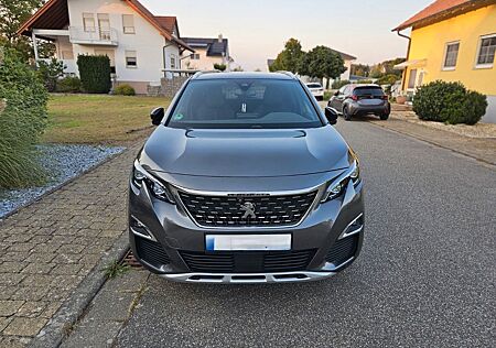 Peugeot 5008 , 7-Sitze, AHK, Garantie, Scheckh., Automati