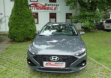 Hyundai i30 , MY25, Kessy, 10,25Navi, Kamera, Wi-P.,LED