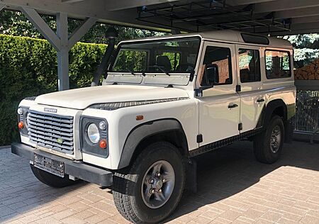 Land Rover Defender 110 Td5 Station Wagon S S