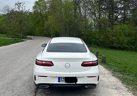 Mercedes-Benz E 200 Autom. AMG Line/Paket