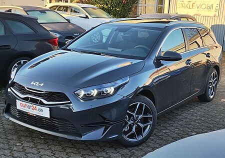 Kia Cee'd Sportswagon Ceed Kombi TOP Navi LED PDC vo+hi Kamera Smartky