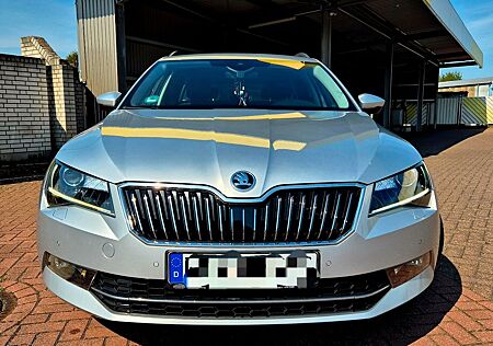 Skoda Superb 2.0 TDI Style Combi Style