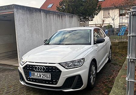 Audi A1 1.0 30 TFSI S line Sportback mit Car Play