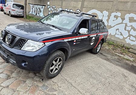 Nissan Navara Pickup Double Cab LE V6 4X4