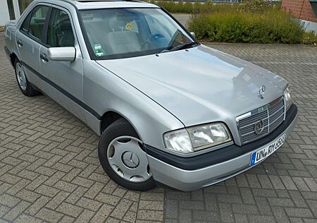 Mercedes-Benz C 180 CLASSIC Klima, Scheckheft
