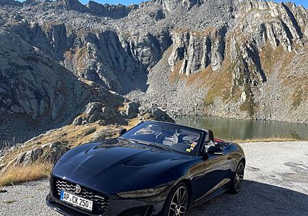 Jaguar F-Type P450 R-DYNAMIC R-DYNAMIC