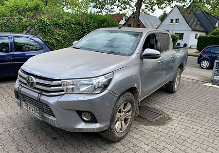 Toyota Hilux Double Cab Duty Comfort 4x4