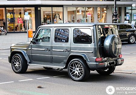 Mercedes-Benz G 63 AMG Mercedes-AMG STRONGER THAN TIME CARBON