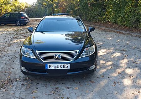 Lexus LS 460 460 -