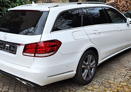 Mercedes-Benz E 250 T BlueTEC 4M Voll 360 AMG SportgetriebeDis