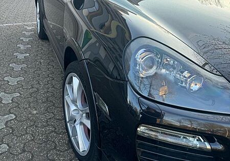 Porsche Cayenne GTS Design Edition 3 ...