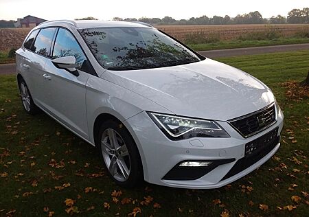 Seat Leon ST FR WHITE Edition,AUTOM,NAVI,LED,TOP