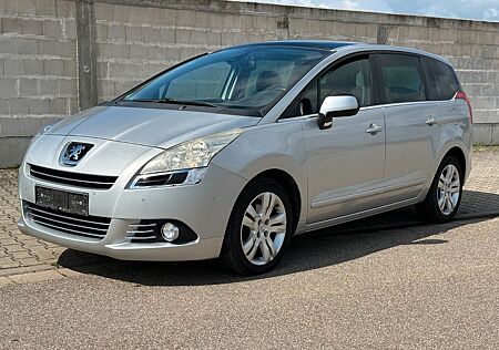Peugeot 5008 2.0 HDI Premium *AHK*Panorama*