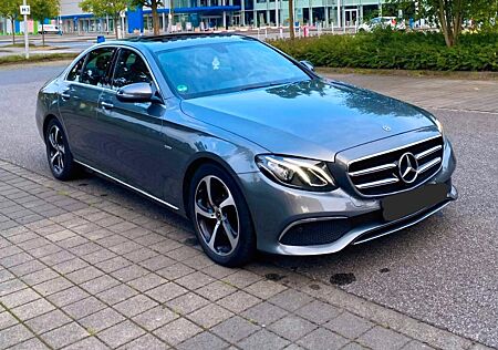 Mercedes-Benz E 220 d Autom. - 9G-TRONIC