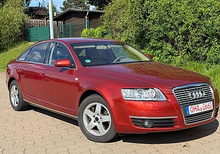 Audi A6 Lim. 3.2 FSI quattro Navi+abs.AHK+Xenon+Alu !