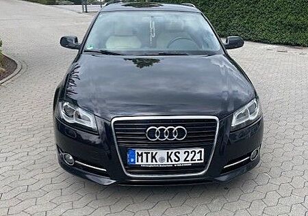 Audi A3 1.6 TDI Ambiente Sportback Ambiente
