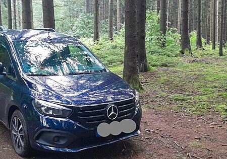 Mercedes-Benz EQT 200