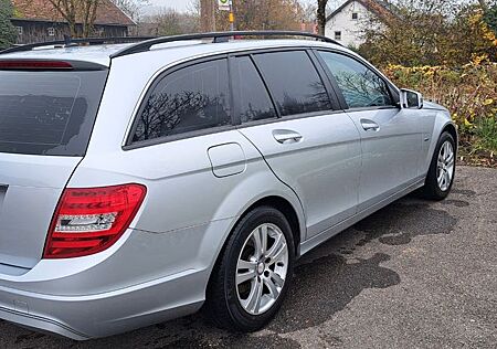 Mercedes-Benz C 200 w204 CDI T BlueEFFICIENCY -