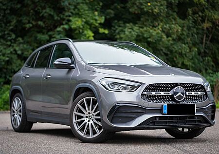 Mercedes-Benz GLA 250 gebraucht kaufen Mercedes-Benz GLA 250 4MATIC AMG Line | Panorama | High-End MB