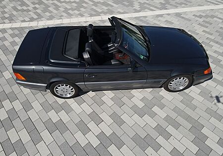 Mercedes-Benz SL 300 / 2. Hand / BRD-Fahrzeug