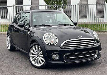 Mini Cooper CHILI 1.6 AUTOMATIK 98tkm LEDER TÜV NEU