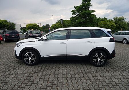 Peugeot 5008 BlueHDI 7xLeder+Massage+Pano-SD+Navi+AHK